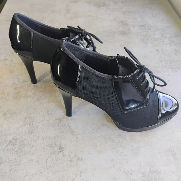 Impo Stretch Bootie Heels Womens 8.5M Black Pointed Toe Lace Up Witchy Goth - Picture 4 of 12